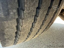 SCHMITZ CARGOBULL SCS24 Pritsche+Schiebeplane+Edscha/Lift-Achse