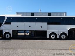 MAN Lions Coach R08 63 Sitze Virtuelle Seitenspiegel