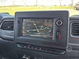 RENAULT MASTER 2.3 Bakwagen Laadklep!