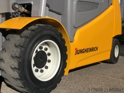 Jungheinrich EFG 540k - Service Neu  Freisichtmast Batterie 80%