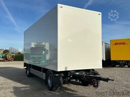 Pacton PACTON GESLOTEN AANHANGER MET LAADKLEP