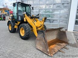 CAT 908M / 3.000h / Gabel / Schaufel