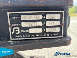 Volvo FH16 750 6x2/4 i.c.m. KWB P3 oplegger met Hiab ...
