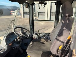 KOMATSU WA320-5H 4x4 15 t. Wheelloader