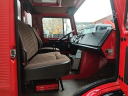 Black Red White S.a. Black Red White S.a. Black Red White S.a.