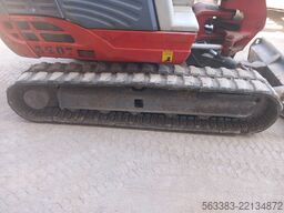 Takeuchi TB250