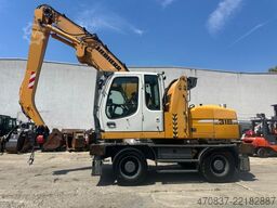 LIEBHERR A 316 / Pfreud Waage / Umschlagbagger