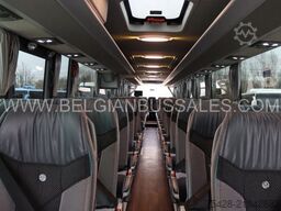 Mercedes Tourismo 17RHD / Full options / Lift