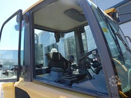 Volvo L25F