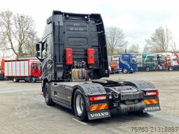 Volvo FH 13.500 Globetrotter XL 4x2 - I parkcool - Cu...