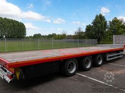 Reistreyler 3 axle semi low loader unused