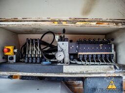 MAN TGS 32.400BB+LIEBHERR 8M³+BAND/TAPIS 16m