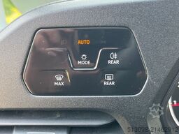 VOLKSWAGEN CADDY 2.0 TDI KLIMA SHZ PDC VORNE + HINTEN