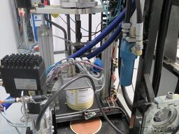 DÜRR 5 Robotergeführte Kleberköpfe