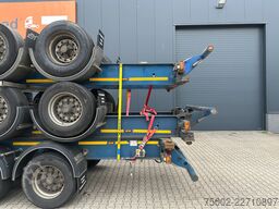 LAG stack of 3x 2012 LAG 40FT/45FT chassis / empty ...