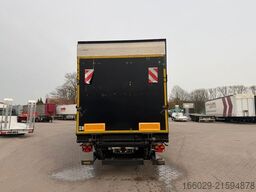 KRONE Sattelanhänger Koffer mit Ladebordwand