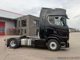 SCANIA S 580 V8 Twistlocks Schausteller