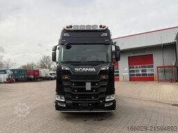 SCANIA S 580 V8 Twistlocks Schausteller