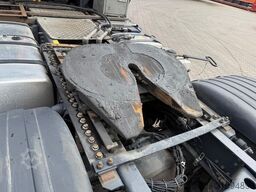SCANIA S 580 V8 Twistlocks Schausteller