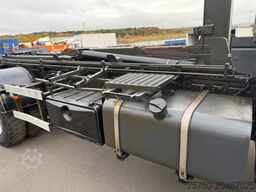 IVECO Trakker 330 EEV Winterdienst Abroll