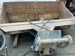 New Holland Kobelco E215