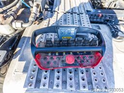 TURBO'S HOET KIPPER + PALFINGER EPSILON Q200Z