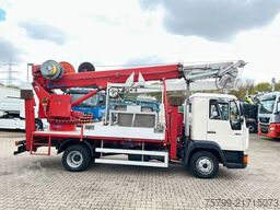 MAN 8-163 mit Böcker AK27-1000 Dachdeckerkran 4x2