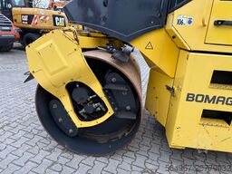 Bomag BW 174 AD Tandemwalze mit Streuer
