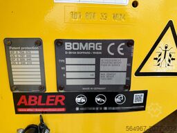 Bomag BW 174 AD Tandemwalze mit Streuer