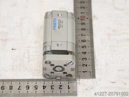 Festo ADVUL-25-25-P-A Hub 25 mm