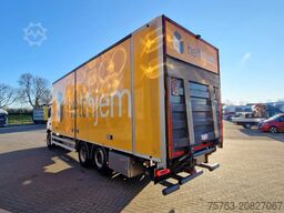 Mercedes-Benz Actros 2546 6x2 Streamspace - Box with sidedoor...
