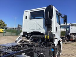Ford Ford 4x2 Road 1833 Daycab