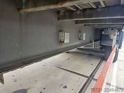VAN HOOL 3 AXLE PLATFORM HARD WOOD FLOOR