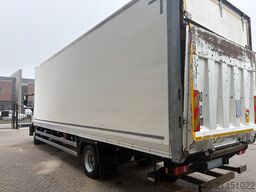 Iveco 120E18 + euro 5 + lift