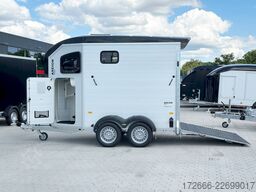 Humbaur AREION PRO 2700 | BLACK +SATTELKAMMER +TÜR-RAMPE-KOMBI