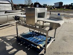 Fortress Phantom Metal Detector