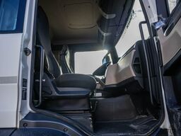 MAN TGS 32.360 BB + BAND/TAPIS/BELT T40