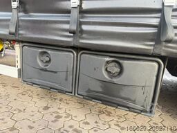 Wiese 3-Achs Stufen Sattel mit Auffahrrampe 25T