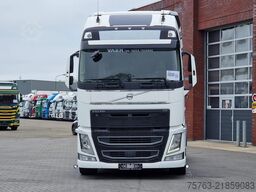Volvo FH 13.540 Globetrotter 6x4 Lift axle - PTO/Hydr...