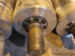 Aluminum rollers for paper processing 