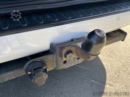 FORD TOURNEO CUSTOM 8 SITZER KLIMA SHZ TEMP BI-XENON