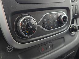 NISSAN NV 300 L2H1 2xZijdeur Navi!