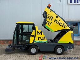 Johnston Bucher Johnston Sweeper CX202 mit EURO 6 Klima