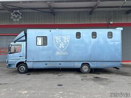 MERCEDES-BENZ Atego  1017 L 4x2 BL Pferdetransporter Wohntei