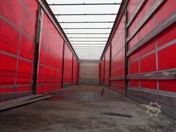 Schmitz Cargobull 3 AXLE CURTAINSIDE TRAILER LIFTING ROOF