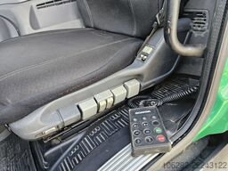 SCANIA P94DB4X2NB230 mit NORBA RL200 14.1cub