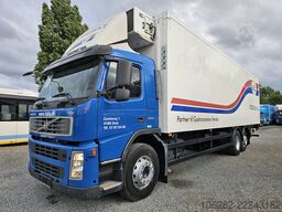 VOLVO FM330 6x2 FRIGOBLOCK Multizone Lenk u. L