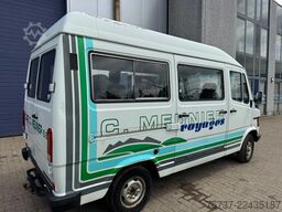 Mercedes-Benz **TN209D-9SEATS-TOPSHAPE**