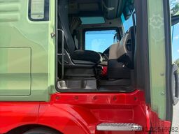 MAN TGX 18.460 XXL LLS-U 2 TANKS STANDKLIMA