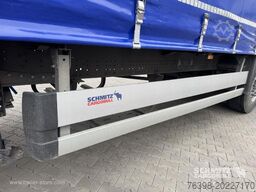Schmitz Cargobull Curtainsider Standard
